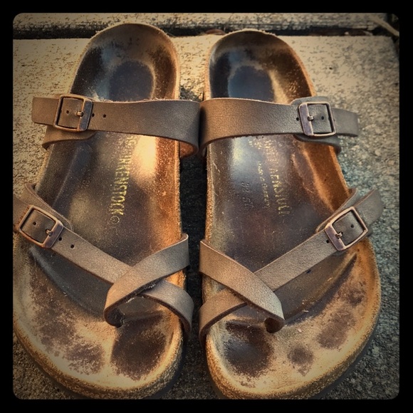 cross toe birkenstocks